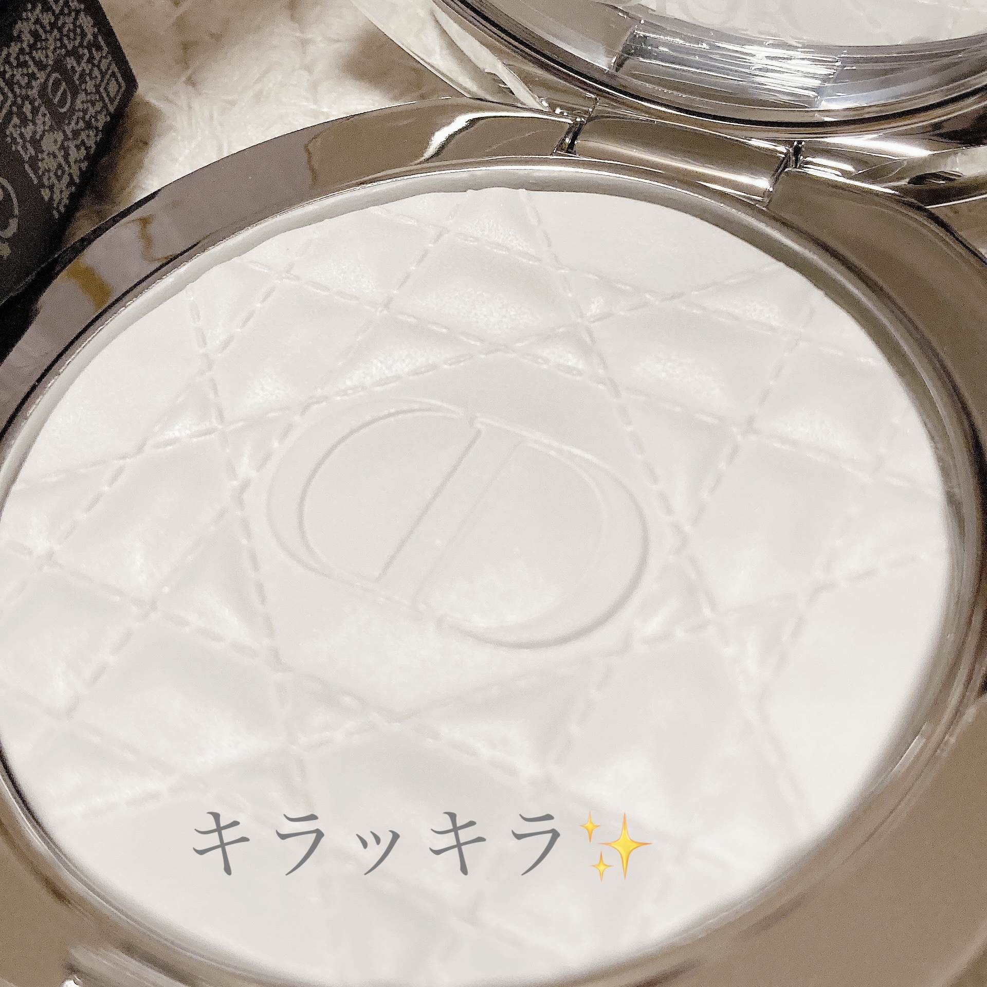 ディオールスキン フォーエヴァー グロウ ルミナイザー 06 オパール シークイン/Dior/ハイライトを使ったクチコミ（3枚目）