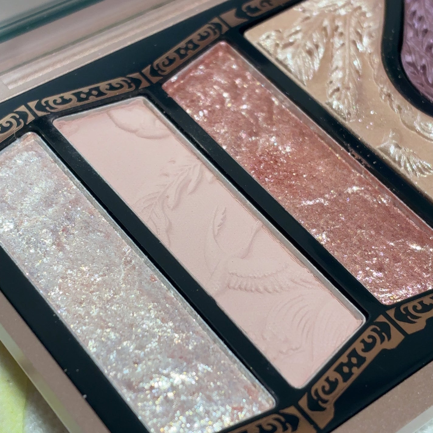 百鳥朝鳳 アイシャドウパレット/花西子/アイシャドウパレットを使ったクチコミ(3枚目)