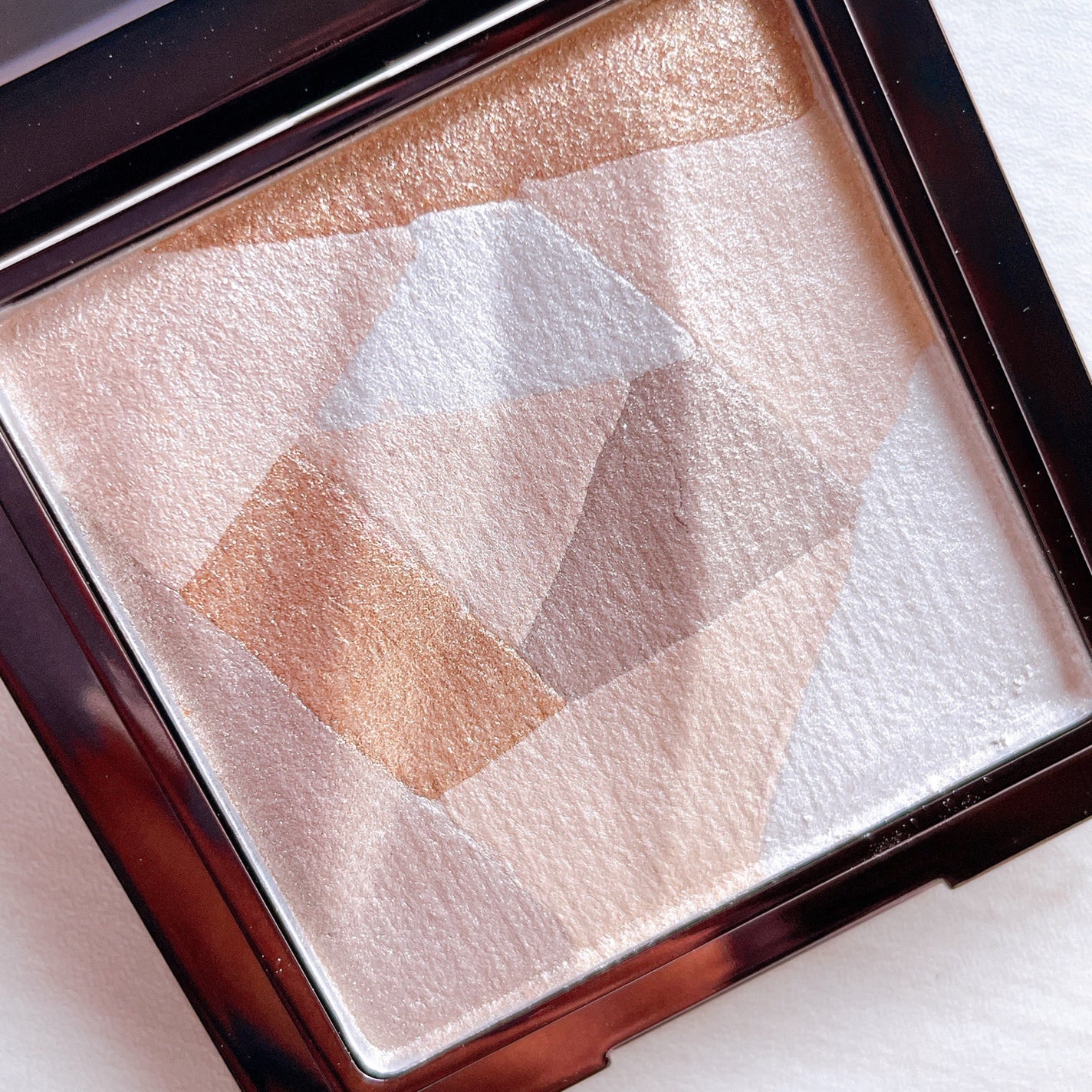 佐藤。フォロバ◎ on LIPS 「スリコのハイライトパレットがデパコス級💎✨️❤︎︎︎︎┈┈┈┈..」(2枚目)