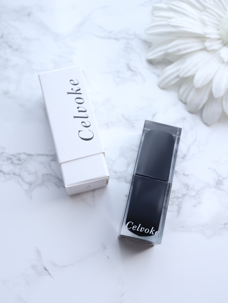 セルヴォーク ルージュ オー ミューテッドグロウ/Celvoke/口紅を使ったクチコミ（3枚目）