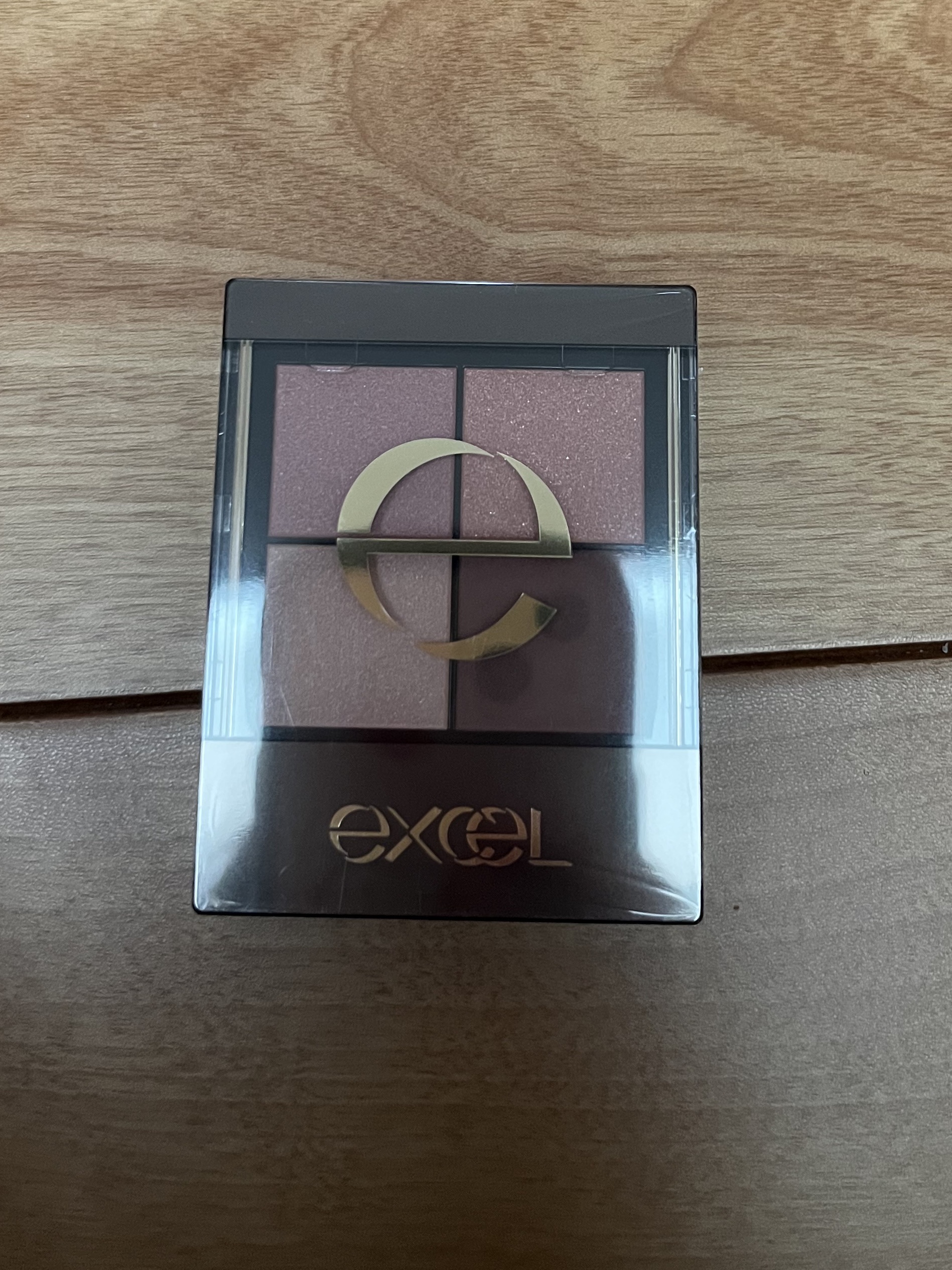 リアルクローズシャドウ/excel/アイシャドウパレットを使ったクチコミ（1枚目）