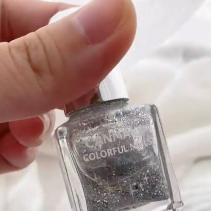 カラフルネイルズ/キャンメイク/マニキュアを使ったクチコミ(4枚目)