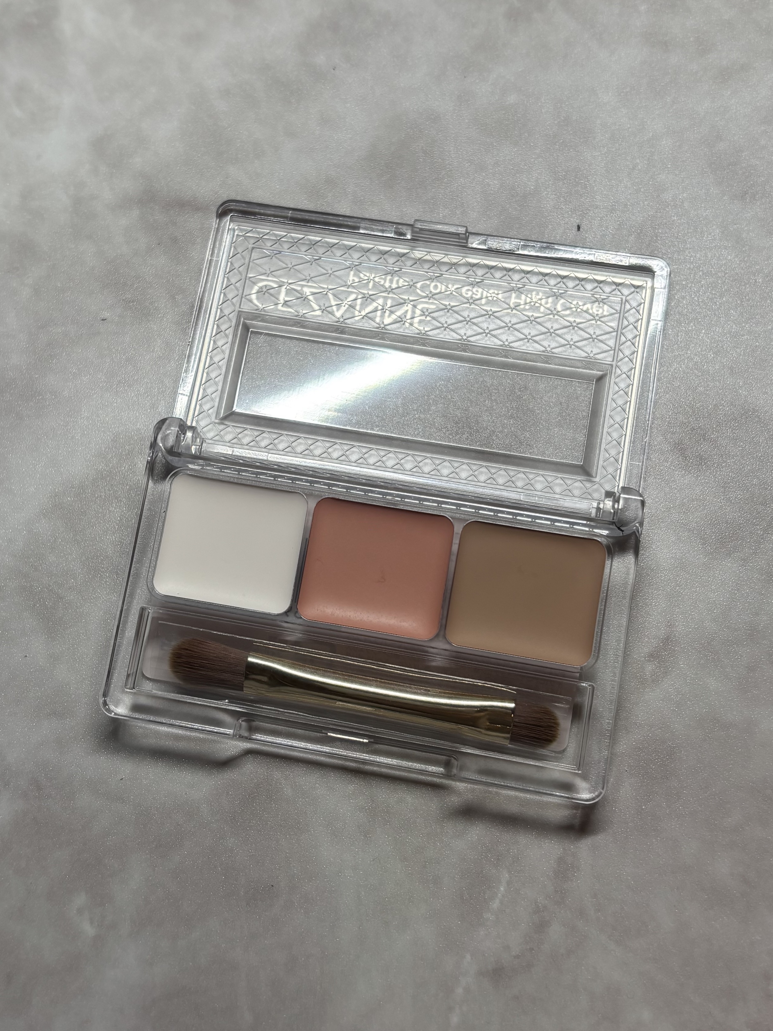 パレットコンシーラー ハイカバー 00 ライトトーン/CEZANNE/パレットコンシーラーを使ったクチコミ（2枚目）