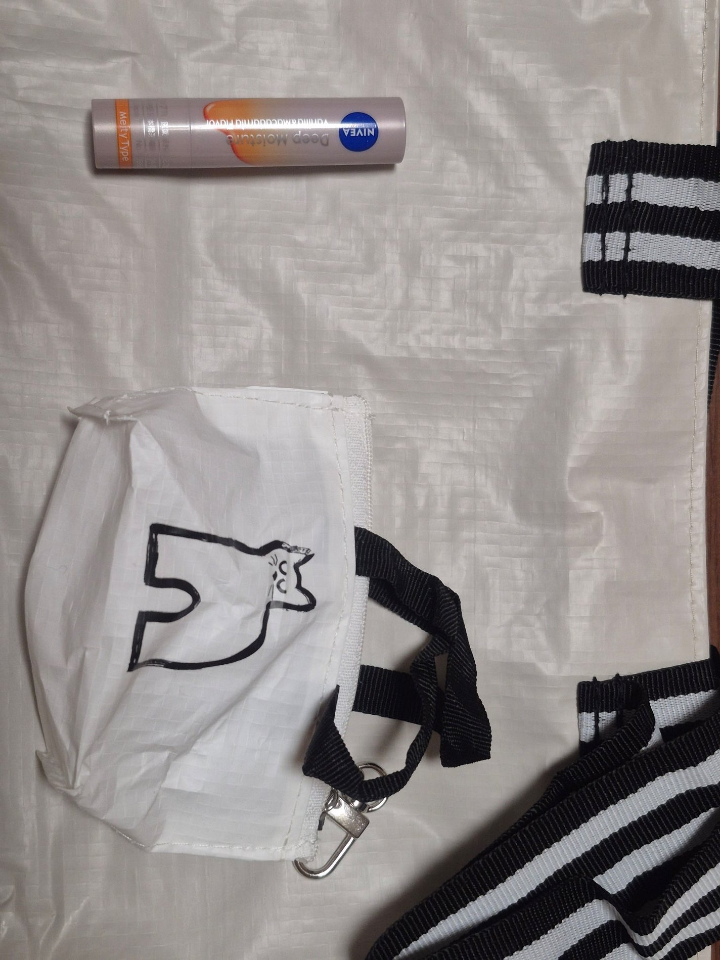 ニベア ディープモイスチャーリップ メルティタイプ/ニベア/リップクリームを使ったクチコミ(3枚目)