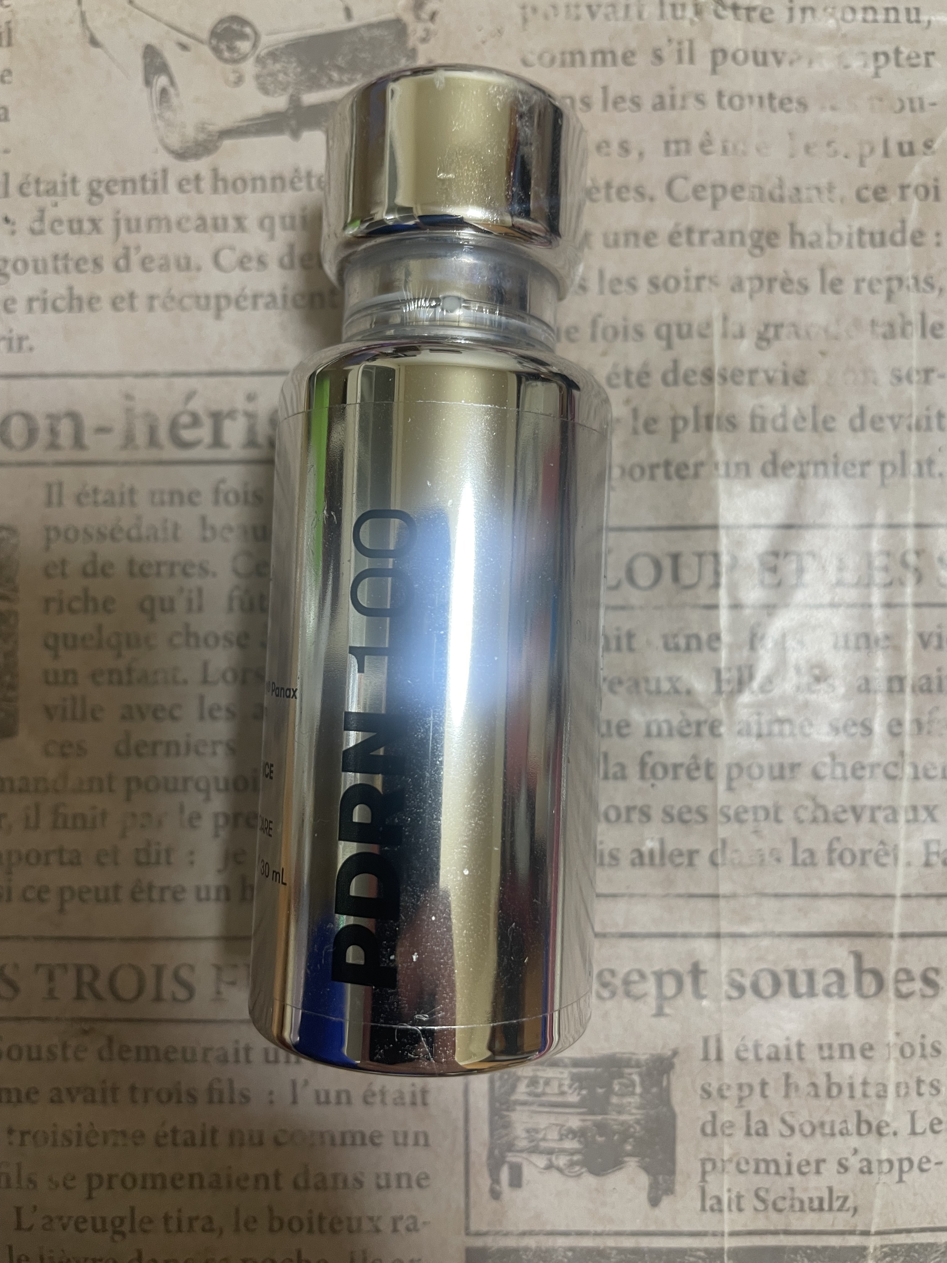 使い切りレポです。

【使った商品】VT PDRNエッセンス100
【商品の特徴】PDRN配合 美容液
【使用感】とてもみずみずしいです。
【良いところ】PDRNエッセンス100だけあって濃厚で潤う
【イマイチなところ】プッシュ式の美容液タ