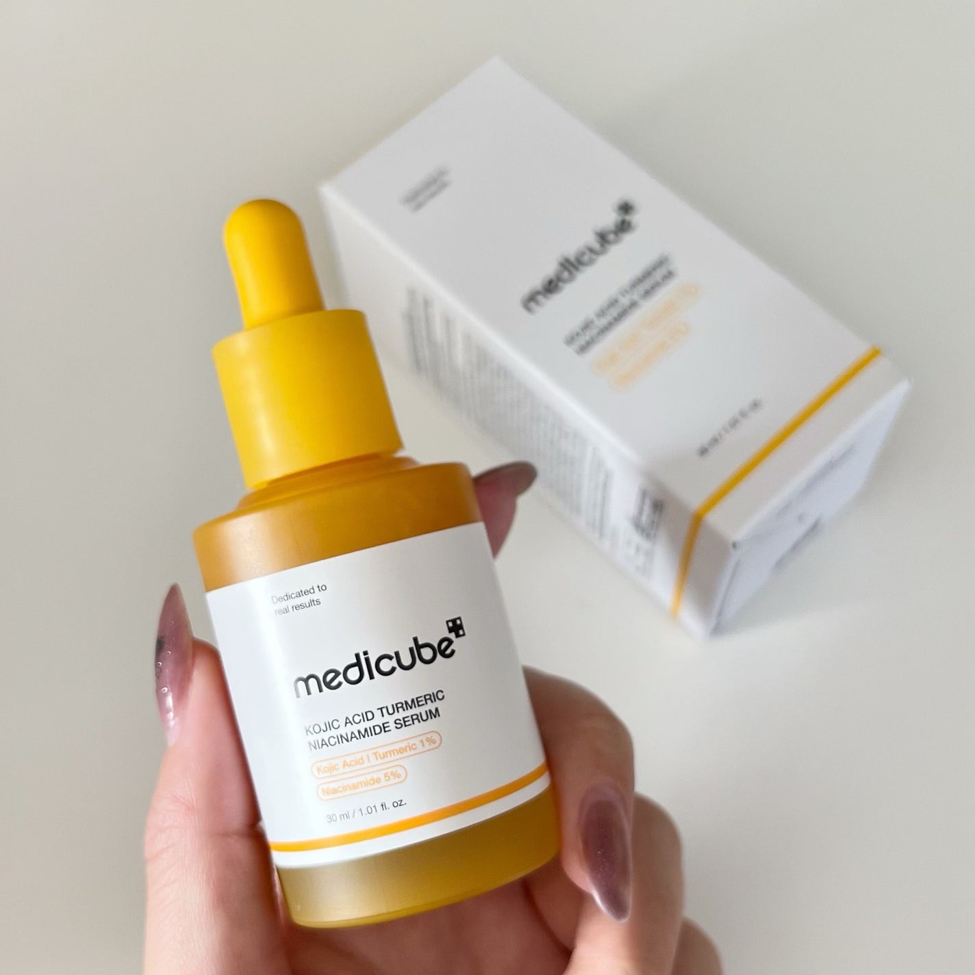 コウジ酸ビタナイアシンセラム/MEDICUBE/美容液を使ったクチコミ(2枚目)