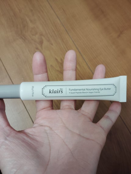 RI♡ on LIPS 「klairsファンダメンタルアイバター適量を手に取り目元に指で..」(1枚目)