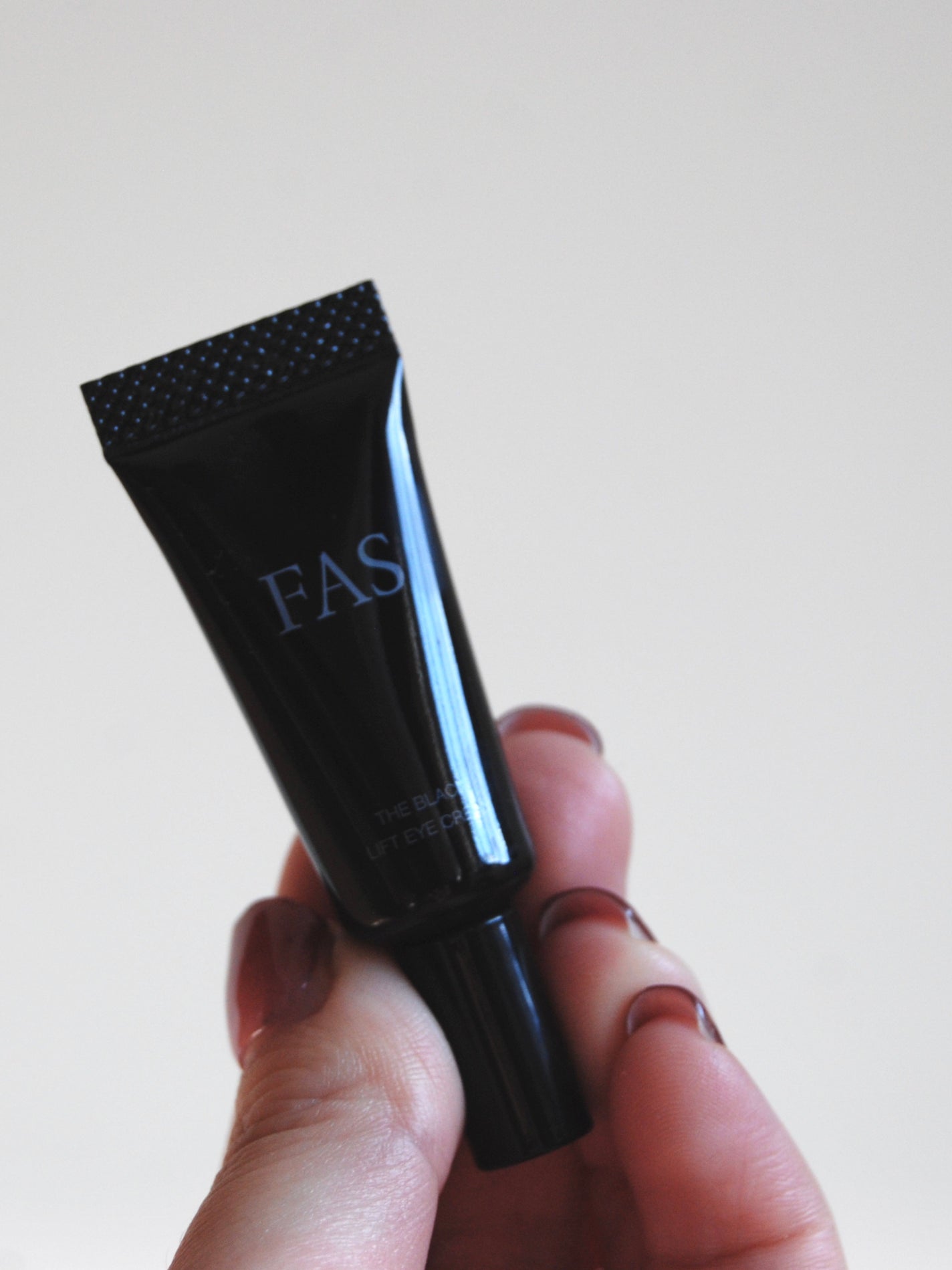 FAS ザ ブラック リフト アイクリーム/FAS/アイケア・アイクリームを使ったクチコミ(2枚目)