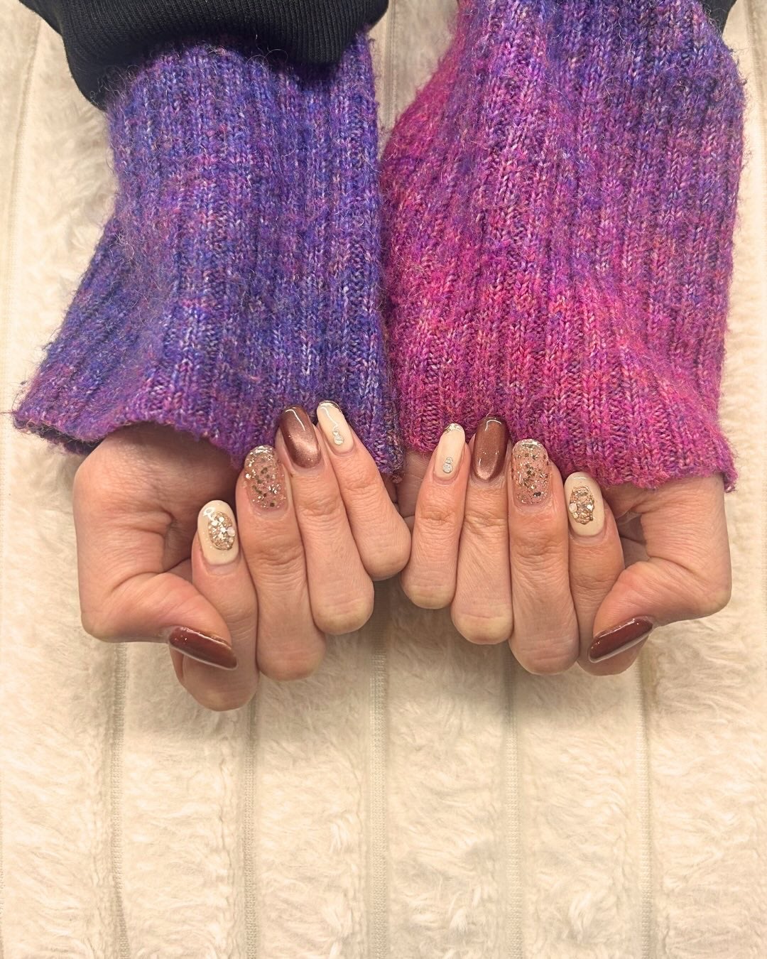 Beauty B on LIPS 「みんなのクリスマスネイルが可愛すぎる🫶🏻💯クリスマスといえば..」(3枚目)