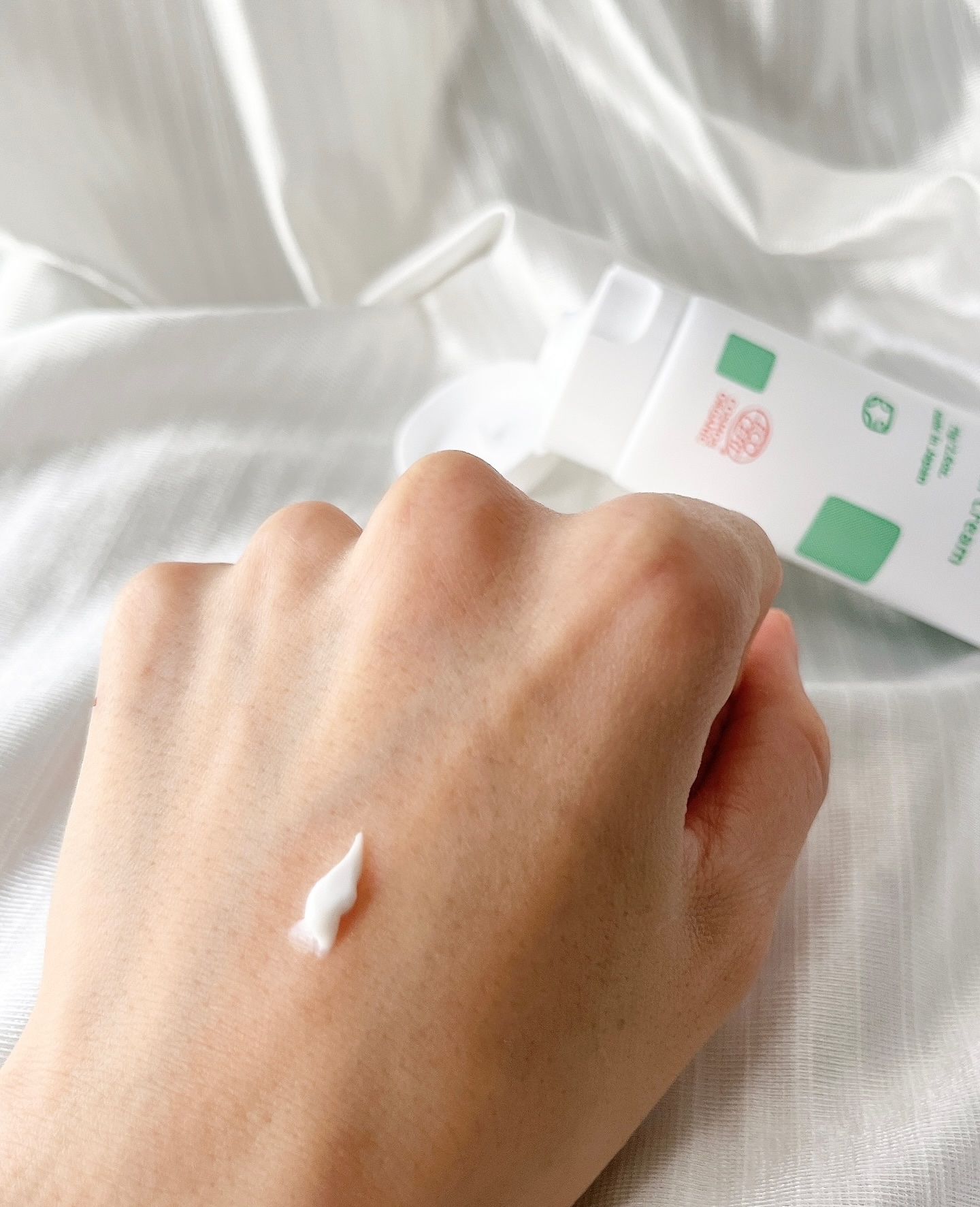 ベビーボトムクリーム/ALOBABY/ボディクリームを使ったクチコミ（3枚目）