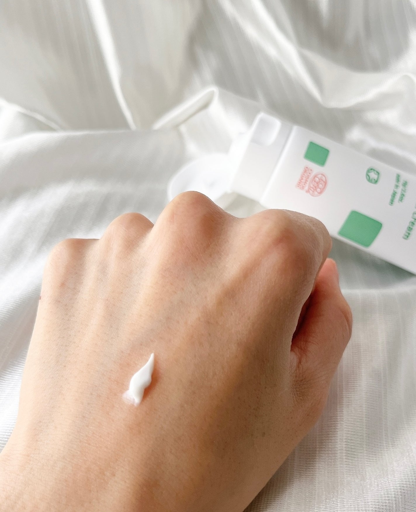 ベビーボトムクリーム/ALOBABY/ボディクリームを使ったクチコミ(3枚目)