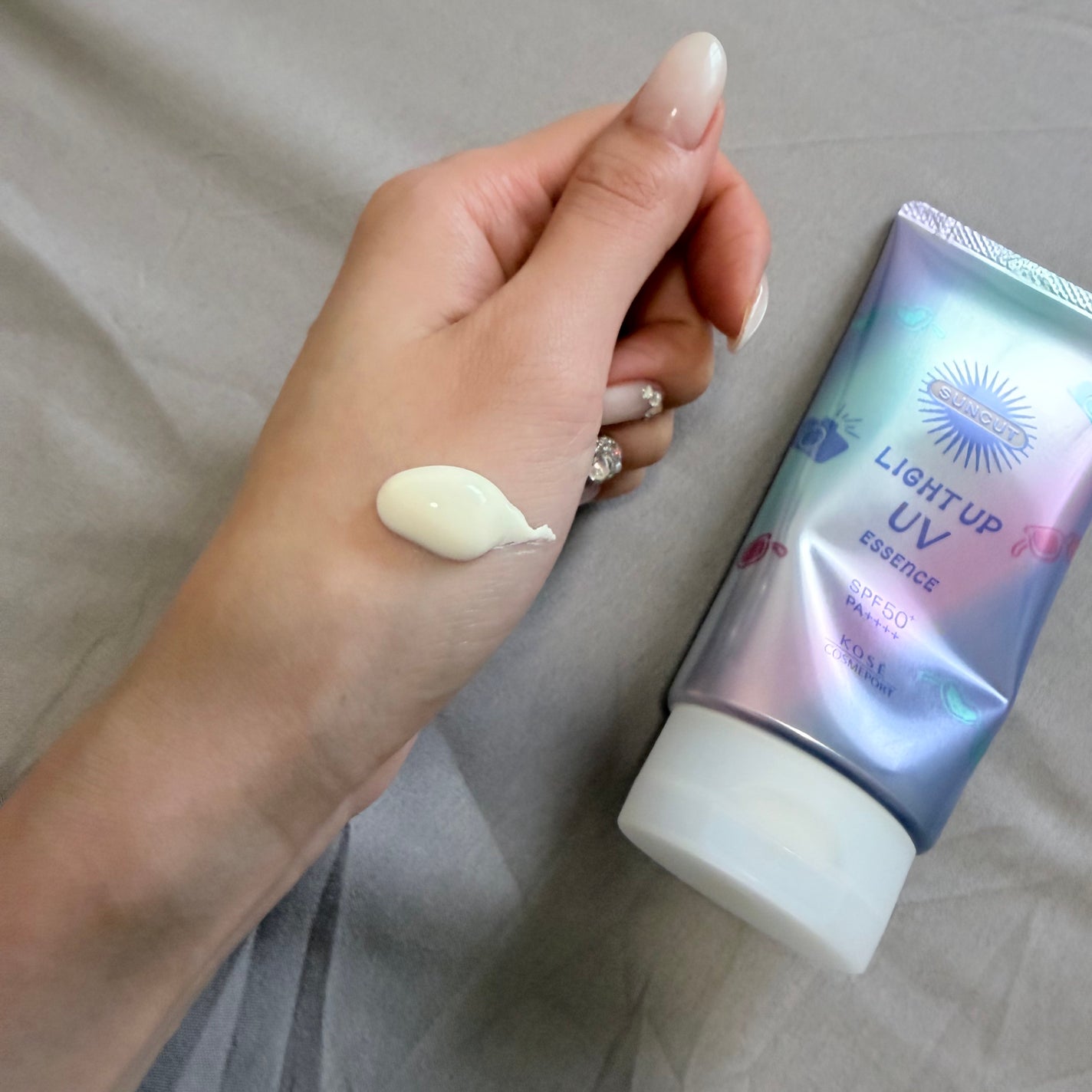 サンカットR ライトアップUV エッセンス/サンカット®/日焼け止めローションを使ったクチコミ(4枚目)