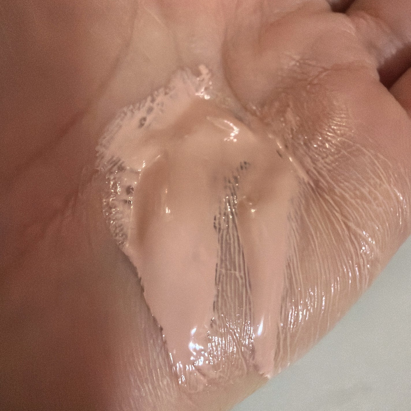 エリクシール デーケアレボリューション トーンアップ SP+ aa/エリクシール/化粧下地を使ったクチコミ(3枚目)