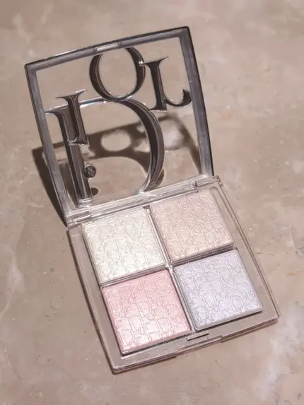 バックステージ グロウ マキシマイザー パレット/Dior/ハイライトを使ったクチコミ(2枚目)