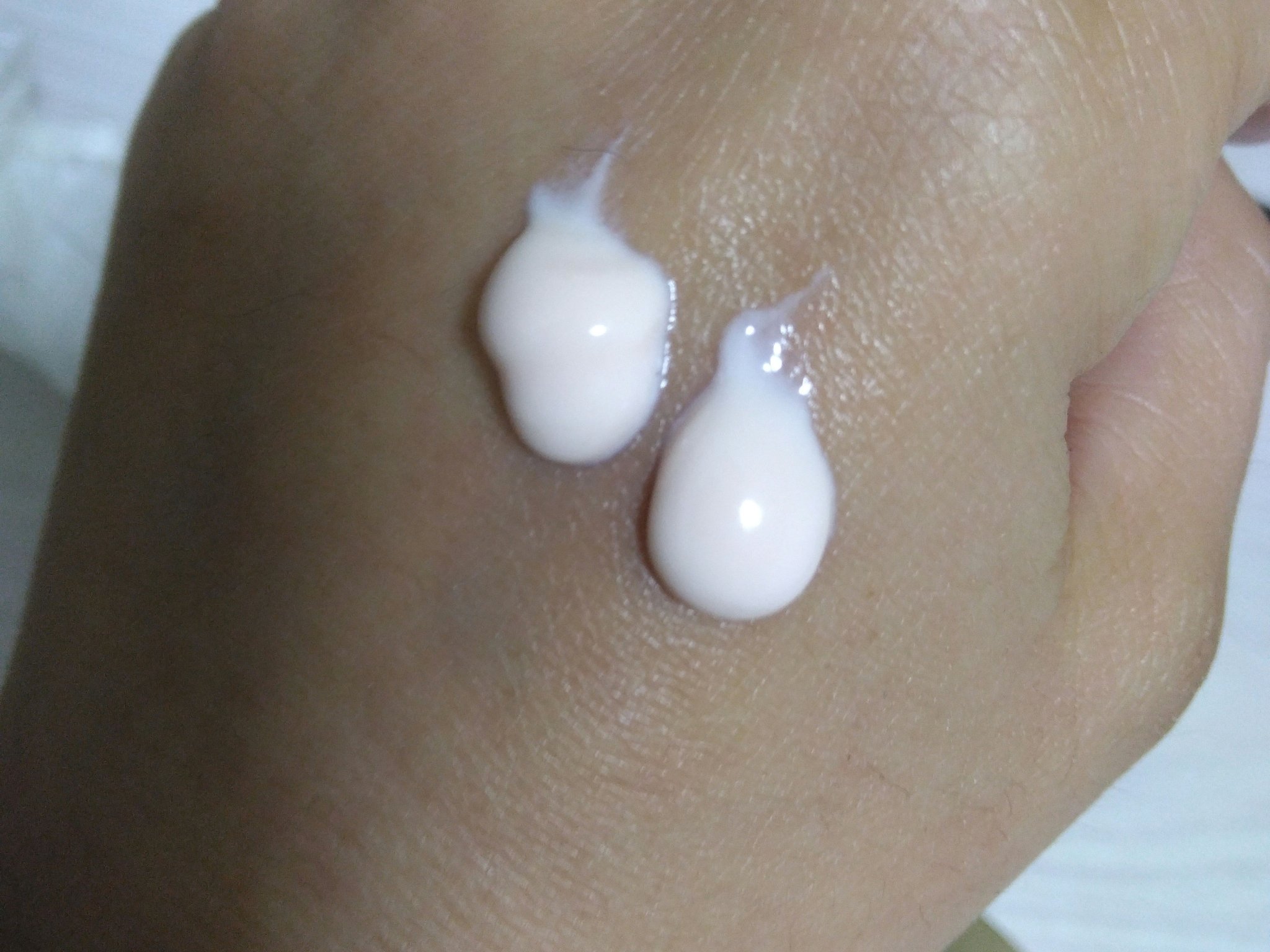 カバー＆ストレッチコンシーラー UV/キャンメイク/リキッドコンシーラーを使ったクチコミ（2枚目）