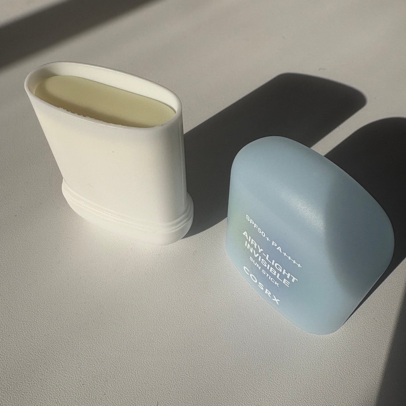 エアリーライト 透明UVスティック/COSRX/日焼け止めスティックを使ったクチコミ(2枚目)