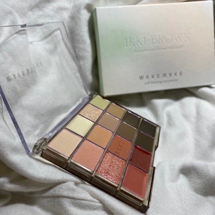 ソフトブラーリングアイパレット/wakemake/アイシャドウパレットを使ったクチコミ(1枚目)