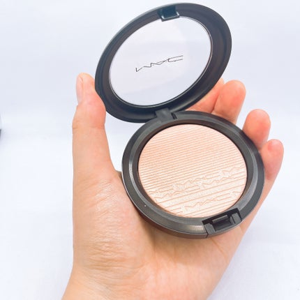 エクストラ ディメンション スキンフィニッシュ/M・A・C/プレストパウダーを使ったクチコミ(4枚目)