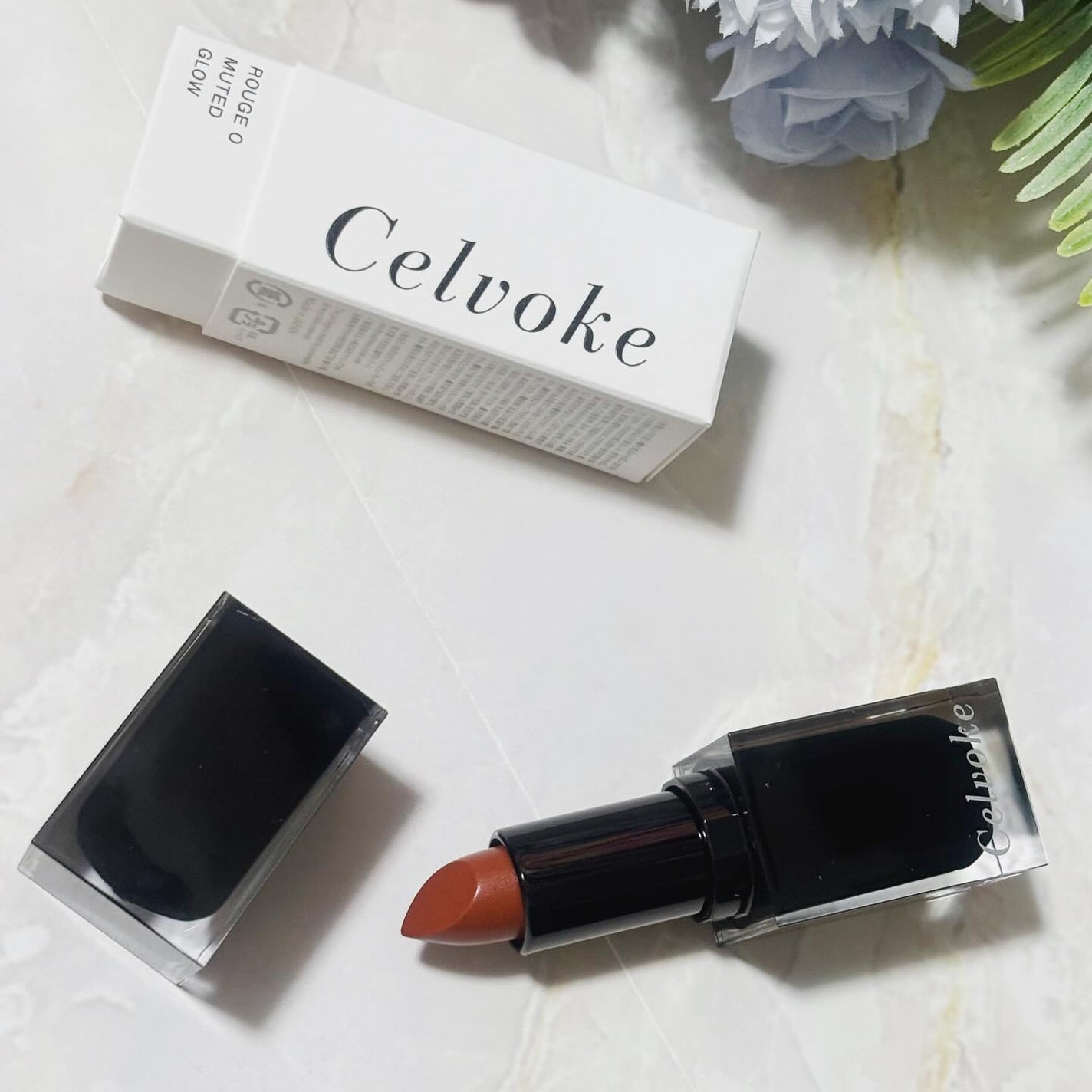 セルヴォーク ルージュ オー ミューテッドグロウ/Celvoke/口紅を使ったクチコミ(4枚目)