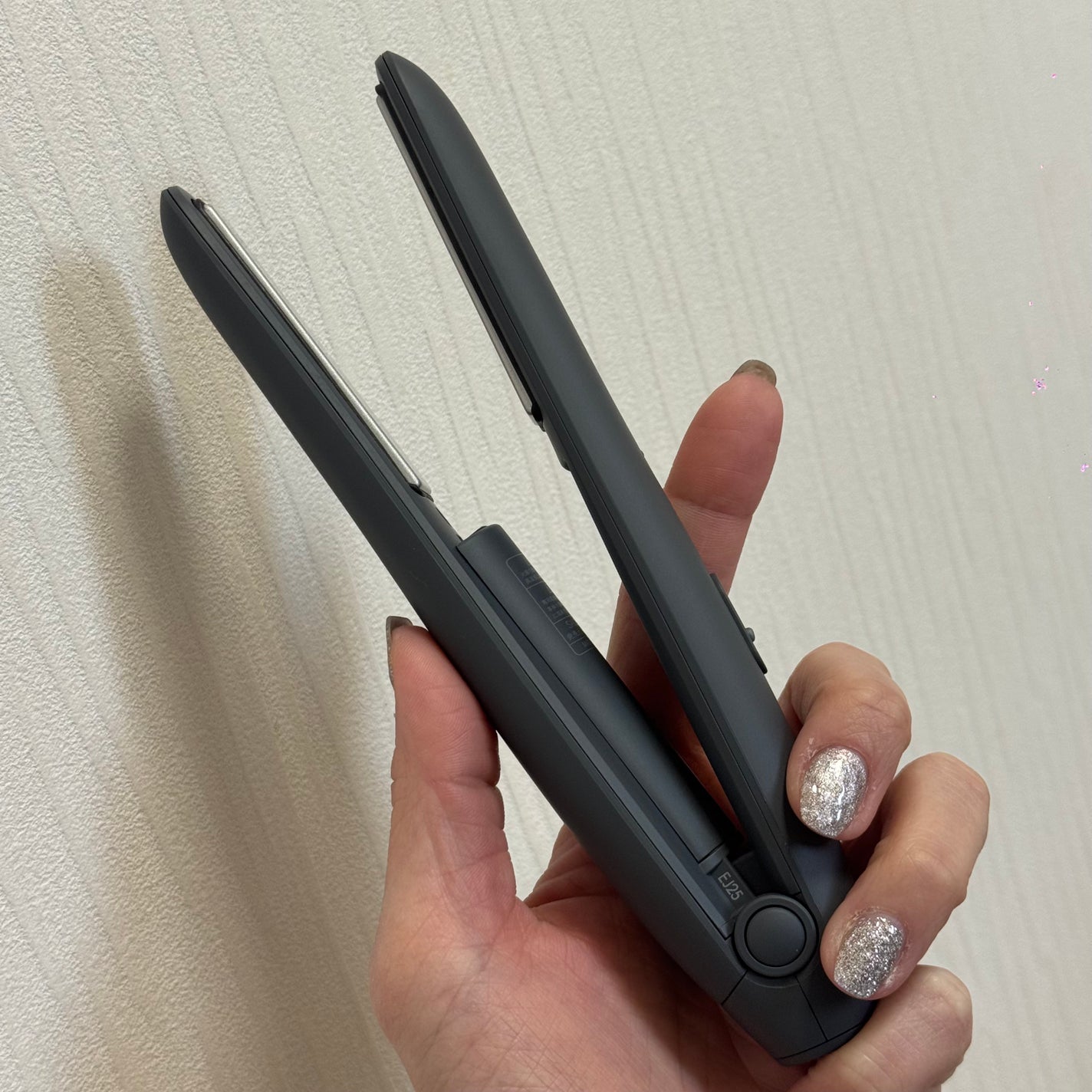 サロニア コードレス ストレートヘアアイロン/SALONIA/ストレートアイロンを使ったクチコミ(3枚目)