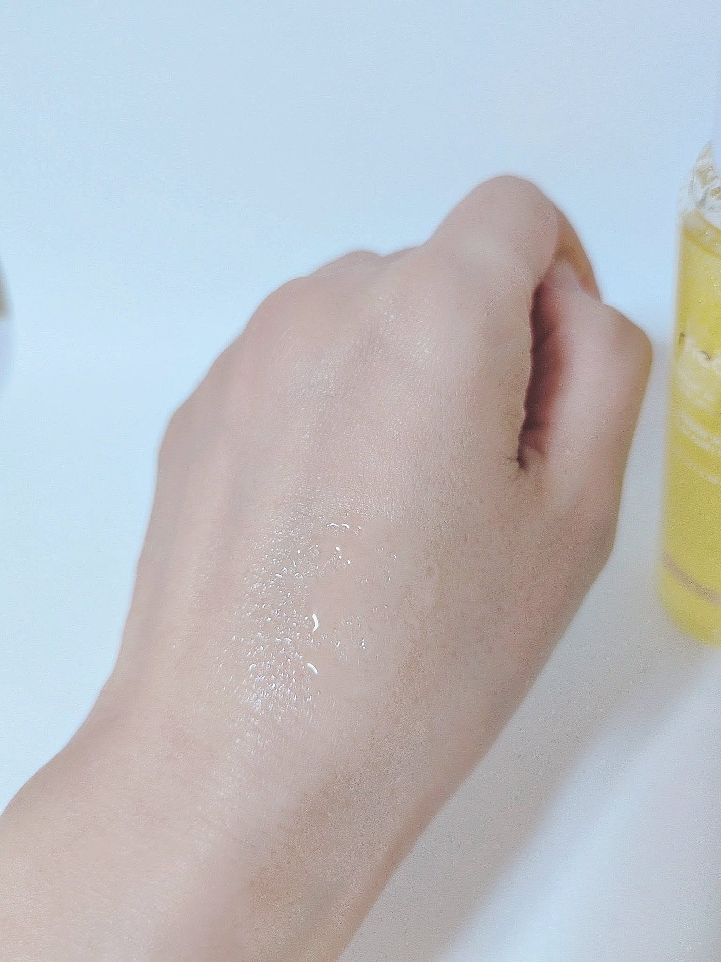 コウジ酸ビタゼリーセラムミスト/MEDICUBE/美容液を使ったクチコミ(3枚目)