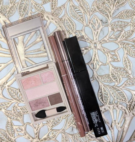 リキッドアイライナーR4/ラブ・ライナー/リキッドアイライナーを使ったクチコミ(1枚目)