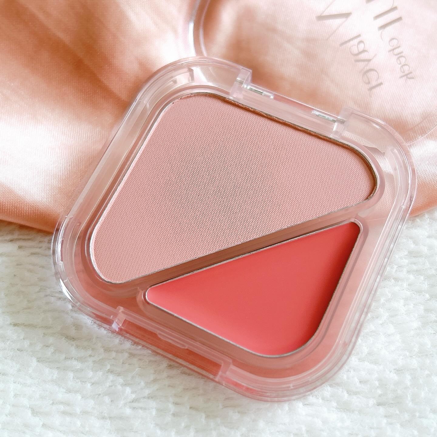 グローレイヤーブラーチーク 05 スリーピーピンク/LUNA/パウダーチークを使ったクチコミ（3枚目）