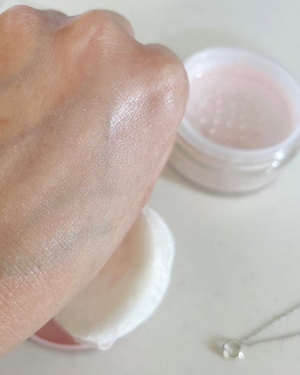 エテュセ スキンケアパウダー (ルース) ラディアントピンク/ettusais/ルースパウダーを使ったクチコミ(2枚目)