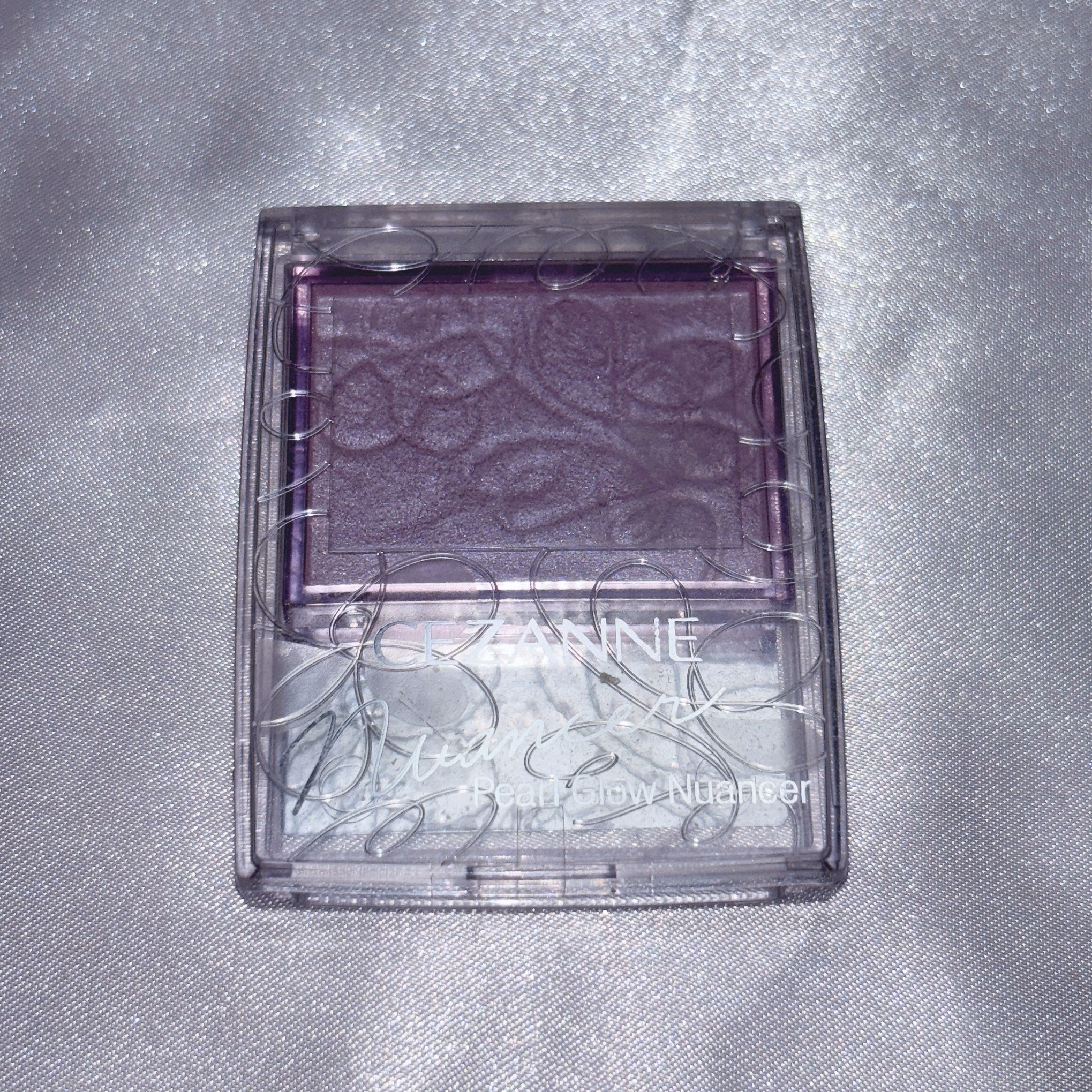 パールグロウニュアンサー/CEZANNE/パウダーハイライトを使ったクチコミ（3枚目）