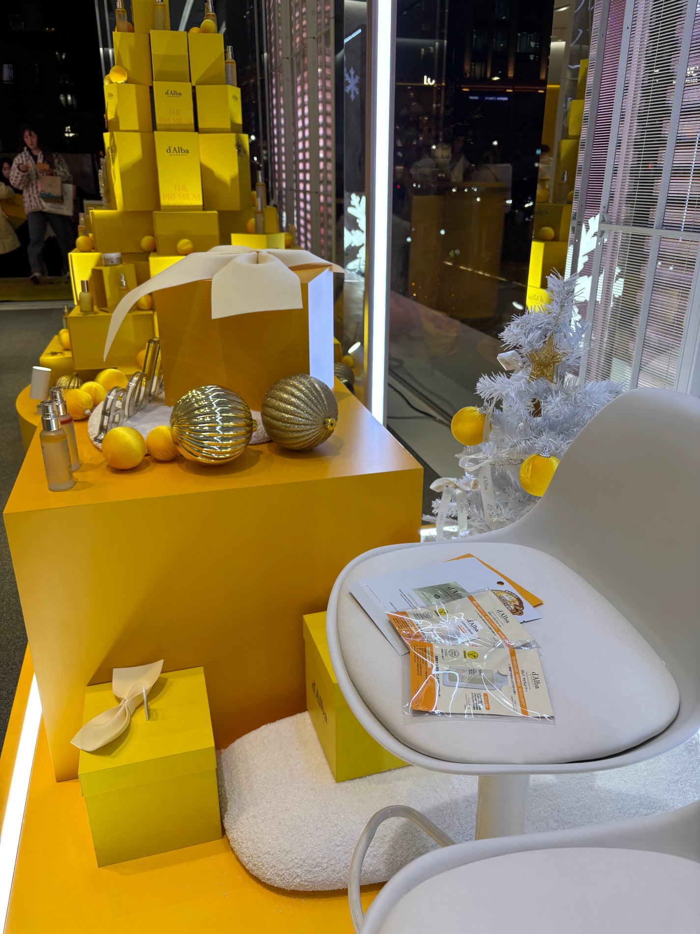 ゆきりん on LIPS 「大好きなダルバのポップアップ来週も行かなくっちゃ😻..」(3枚目)