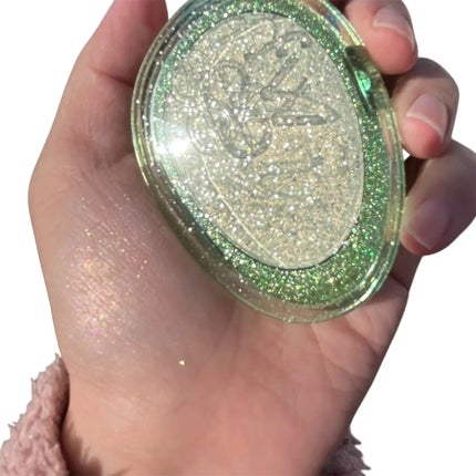 フィー グリッツストーンハイライター/fwee/パウダーハイライトを使ったクチコミ(2枚目)