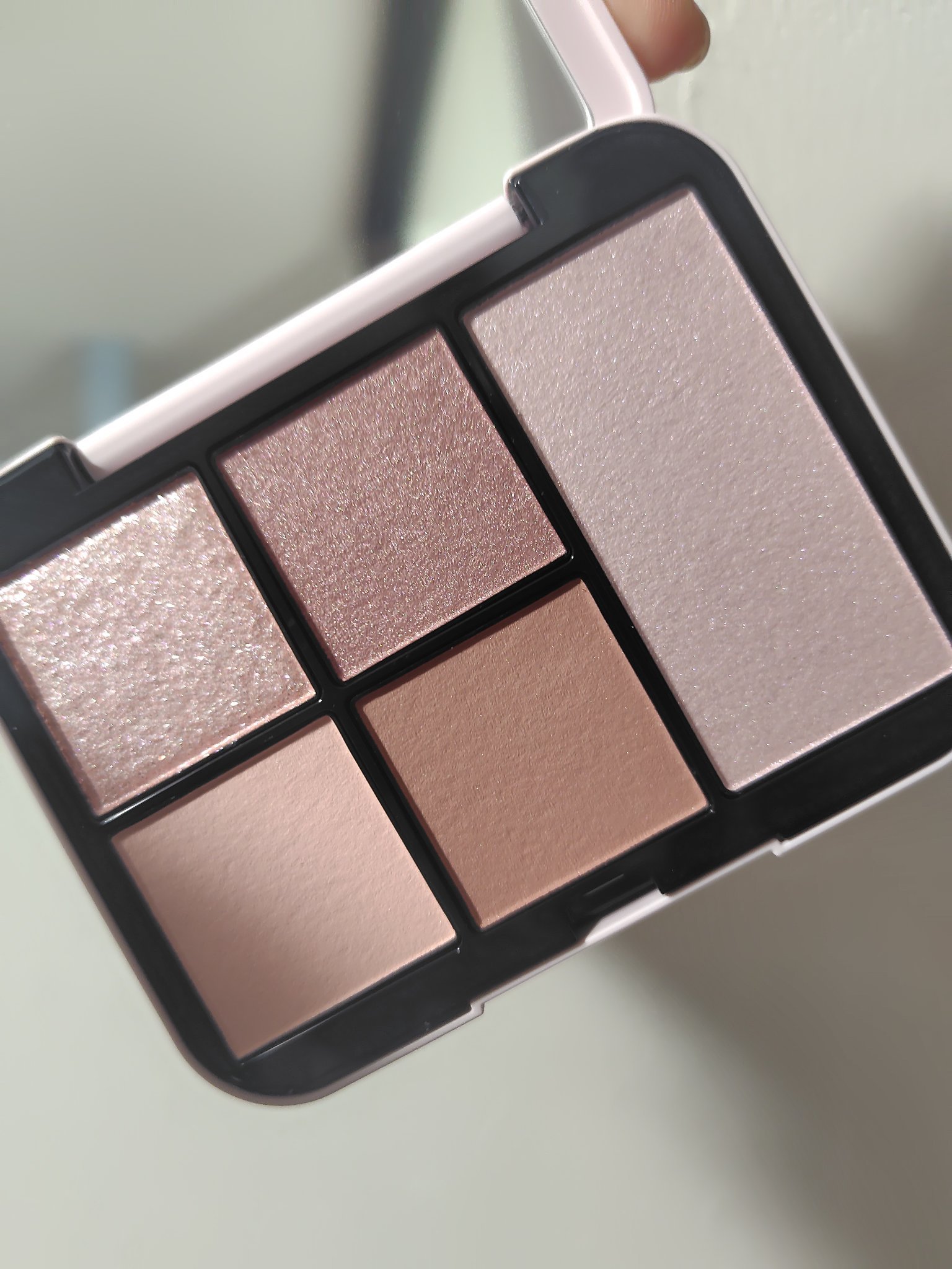 フェイススタイリスト n/SNIDEL BEAUTY/アイシャドウパレットを使ったクチコミ（1枚目）