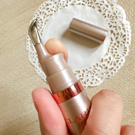 グラン アイ セラム V/CLARINS/アイケア・アイクリームを使ったクチコミ(4枚目)