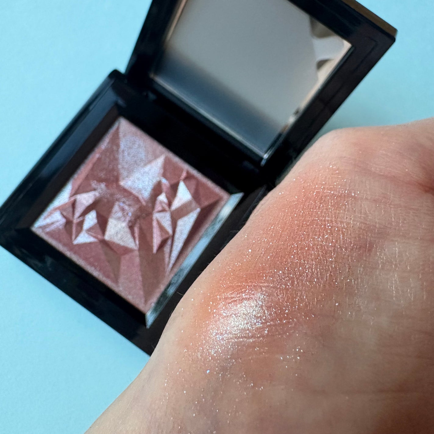 クラッシュド ジェム/shu uemura/単色アイシャドウを使ったクチコミ(2枚目)