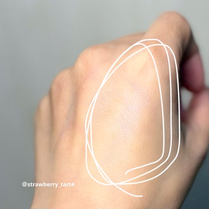 パールグロウニュアンサー/CEZANNE/パウダーハイライトを使ったクチコミ(3枚目)