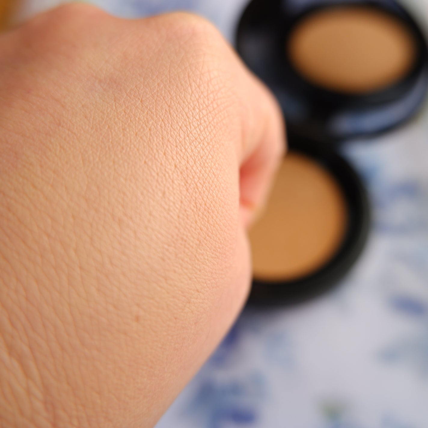 ベルベットジュエルクッション/BIVABOO/クッションファンデーションを使ったクチコミ(4枚目)