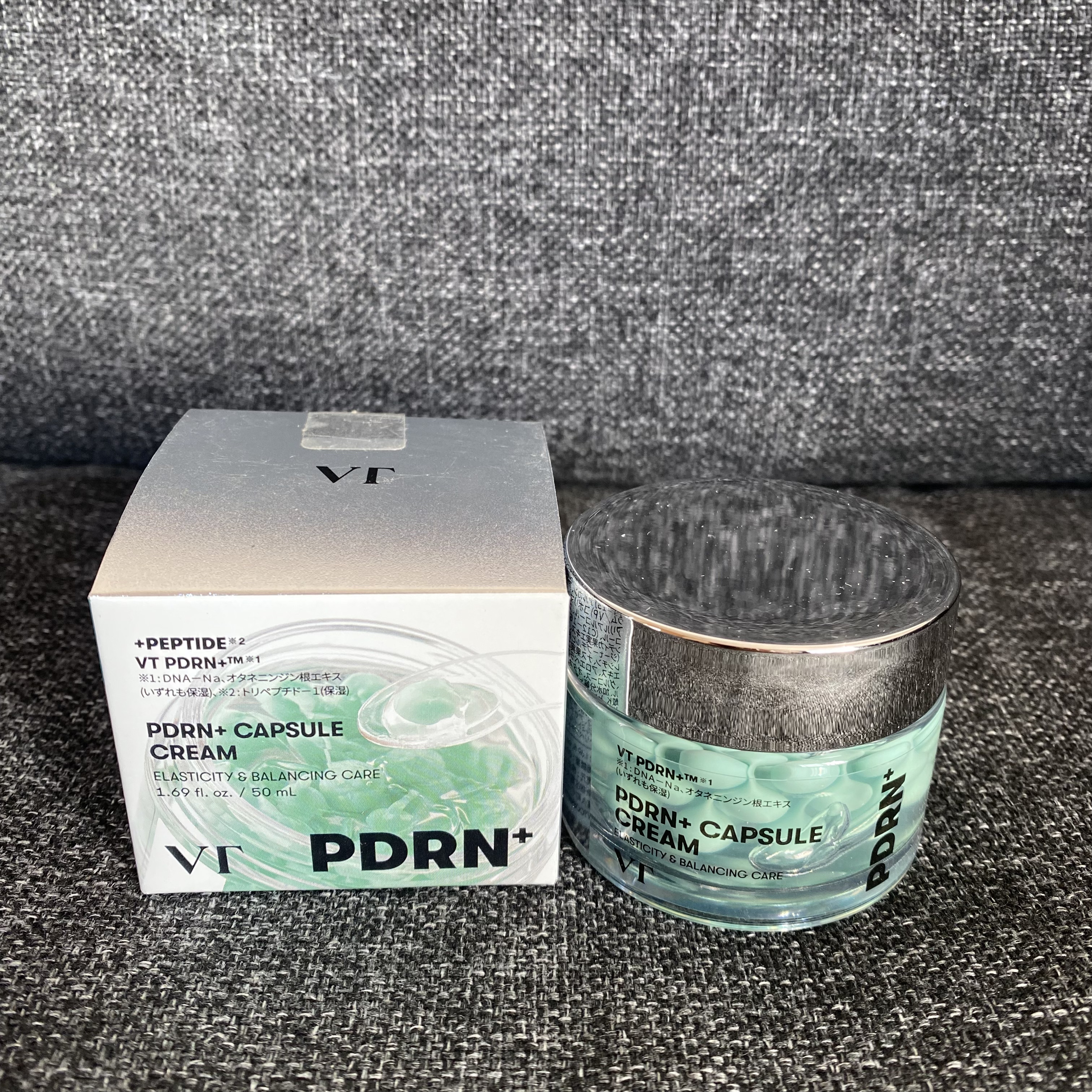 
メガ割購入品🈹


ずっと気になっていたVTのPDRN カプセルクリーム 100を購入✨


VTからPDRN カプセルクリーム 100が発売された時ビジュだけで言うと正直気持ち悪いなと思いましたw🥹


ただ、レビューが良かったので