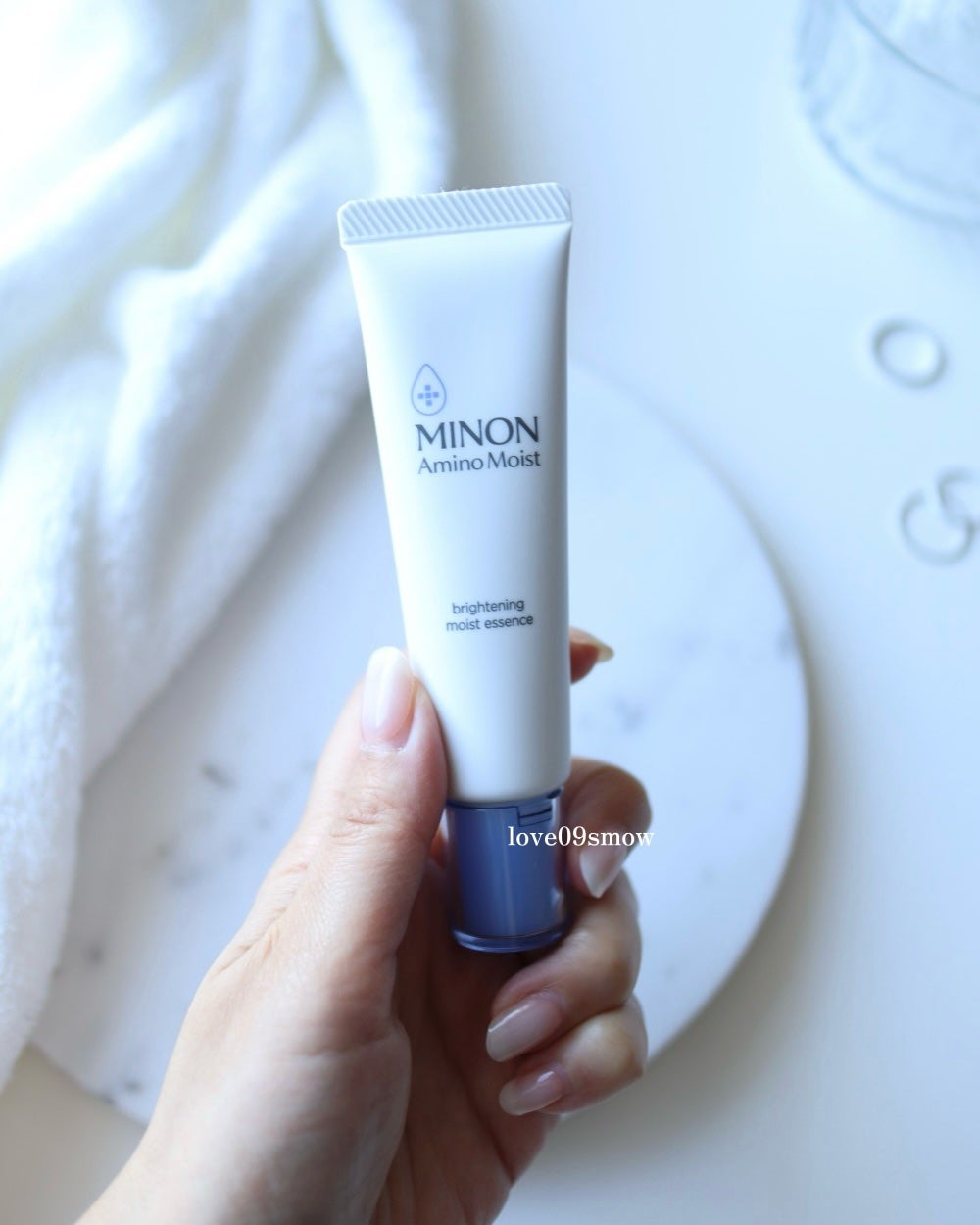 ミノン アミノモイスト ブライトニング モイストエッセンス/ミノン/美容液を使ったクチコミ(2枚目)