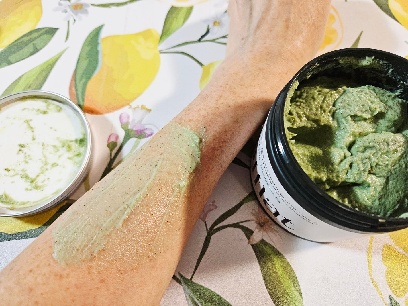 オフラットマシュピールスクラブ/Offlat/ピーリングを使ったクチコミ(4枚目)