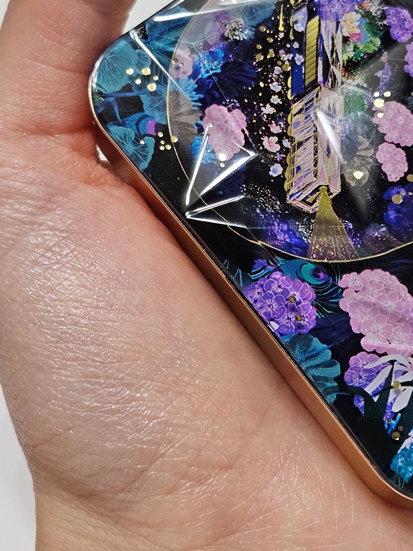 ル・レオスールデクラ /クレ・ド・ポー ボーテ/パウダーハイライトを使ったクチコミ(4枚目)