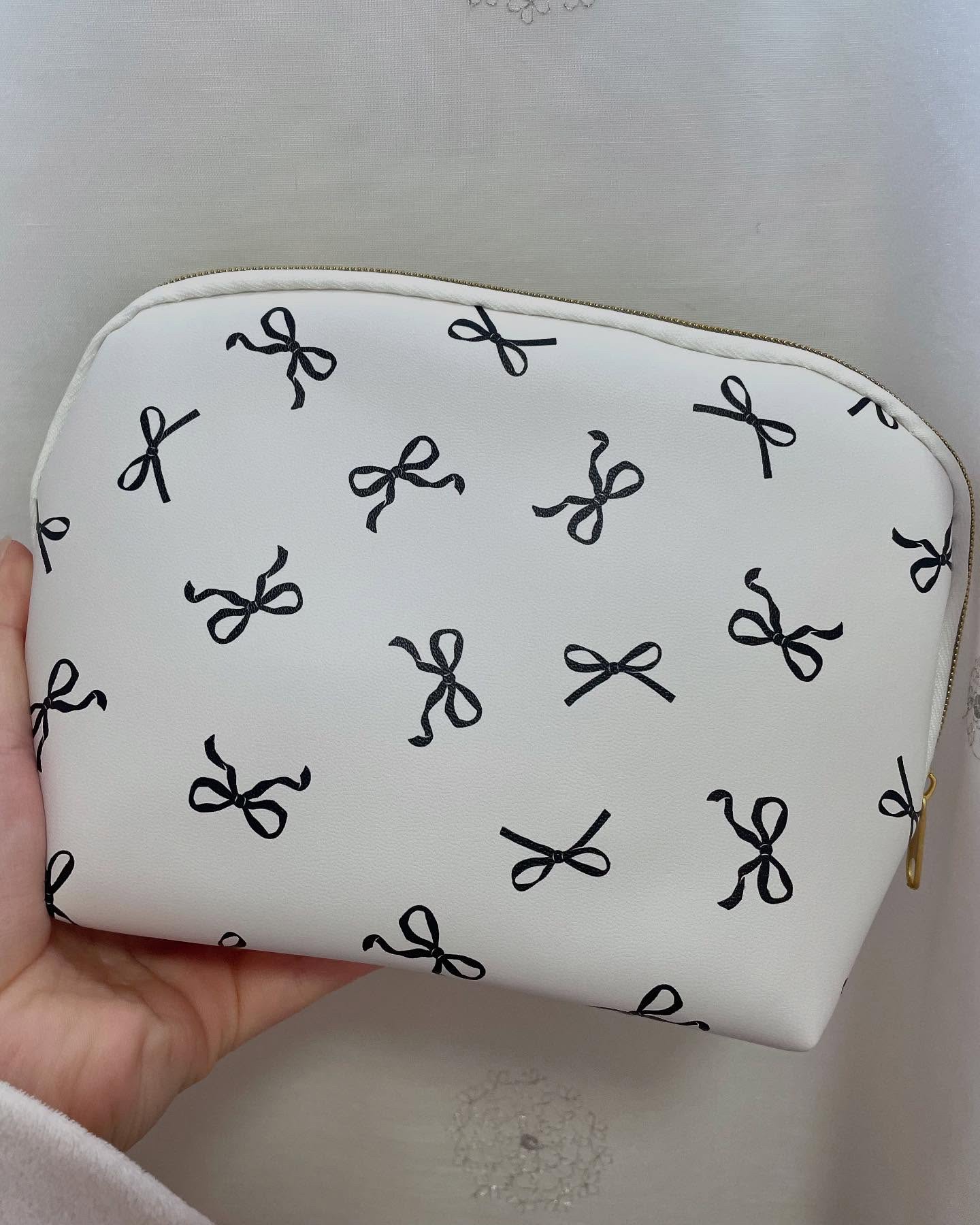 シェルポーチ/キャンドゥ/化粧ポーチを使ったクチコミ（3枚目）