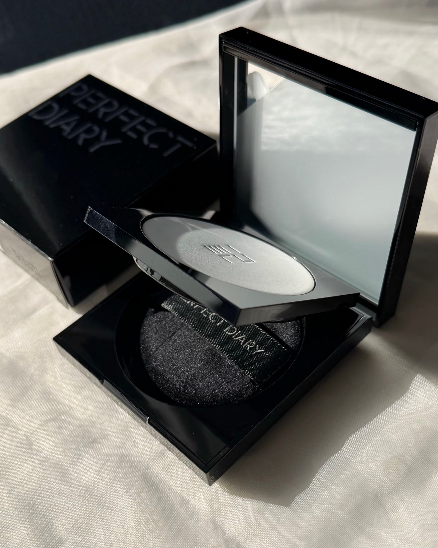 トランスルーシェント ブルーリング セッティング パウダー/PERFECT DIARY/プレストパウダーを使ったクチコミ(6枚目)