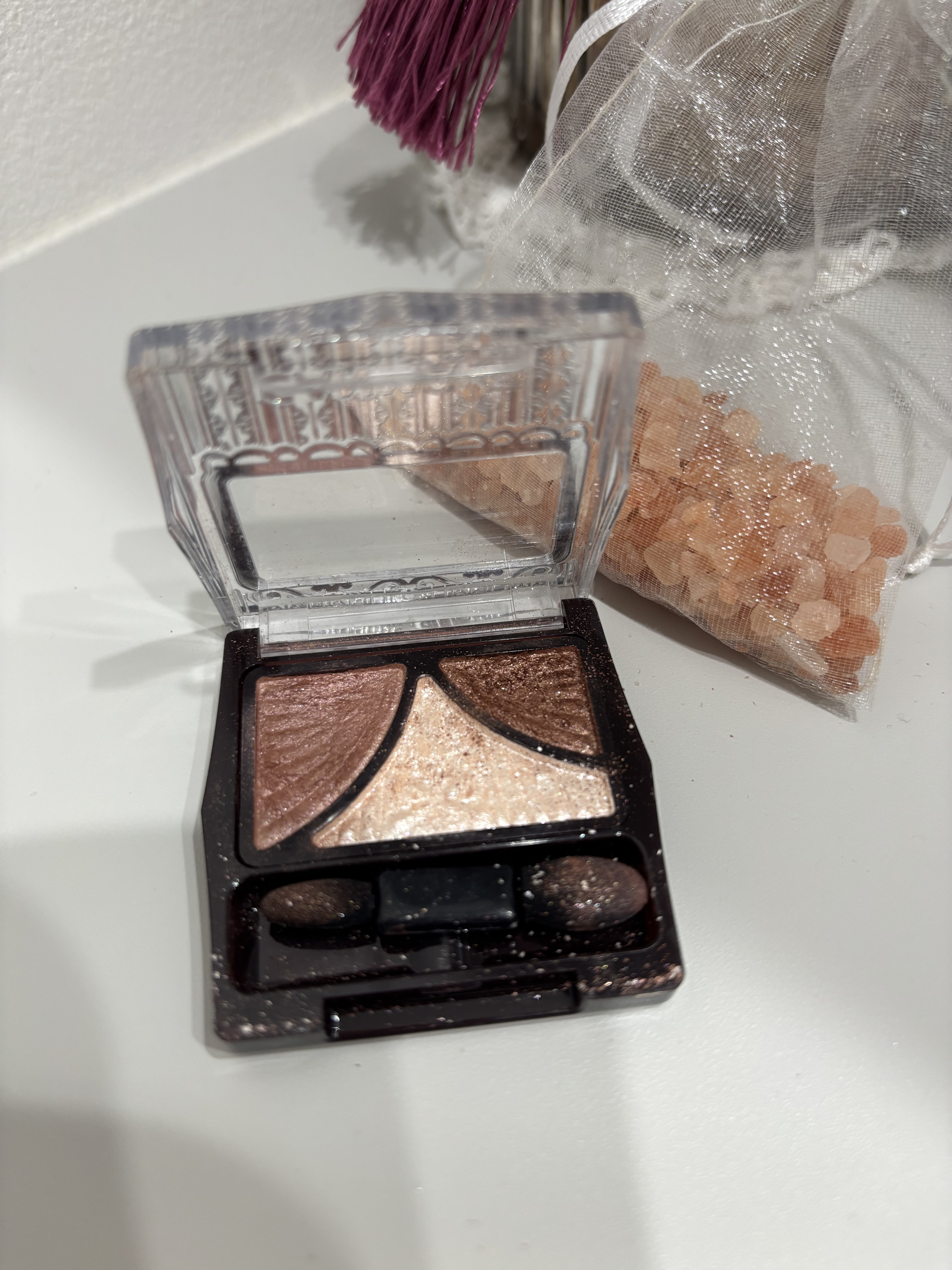 ジューシーピュアアイズ/キャンメイク/アイシャドウパレットを使ったクチコミ（1枚目）