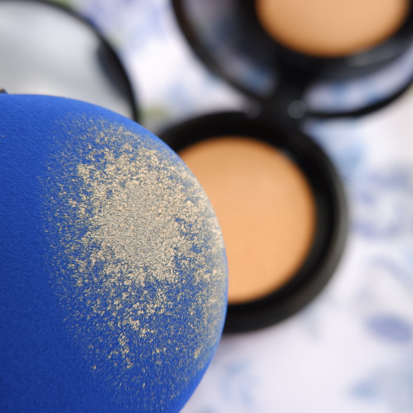 ベルベットジュエルクッション/BIVABOO/クッションファンデーションを使ったクチコミ(3枚目)