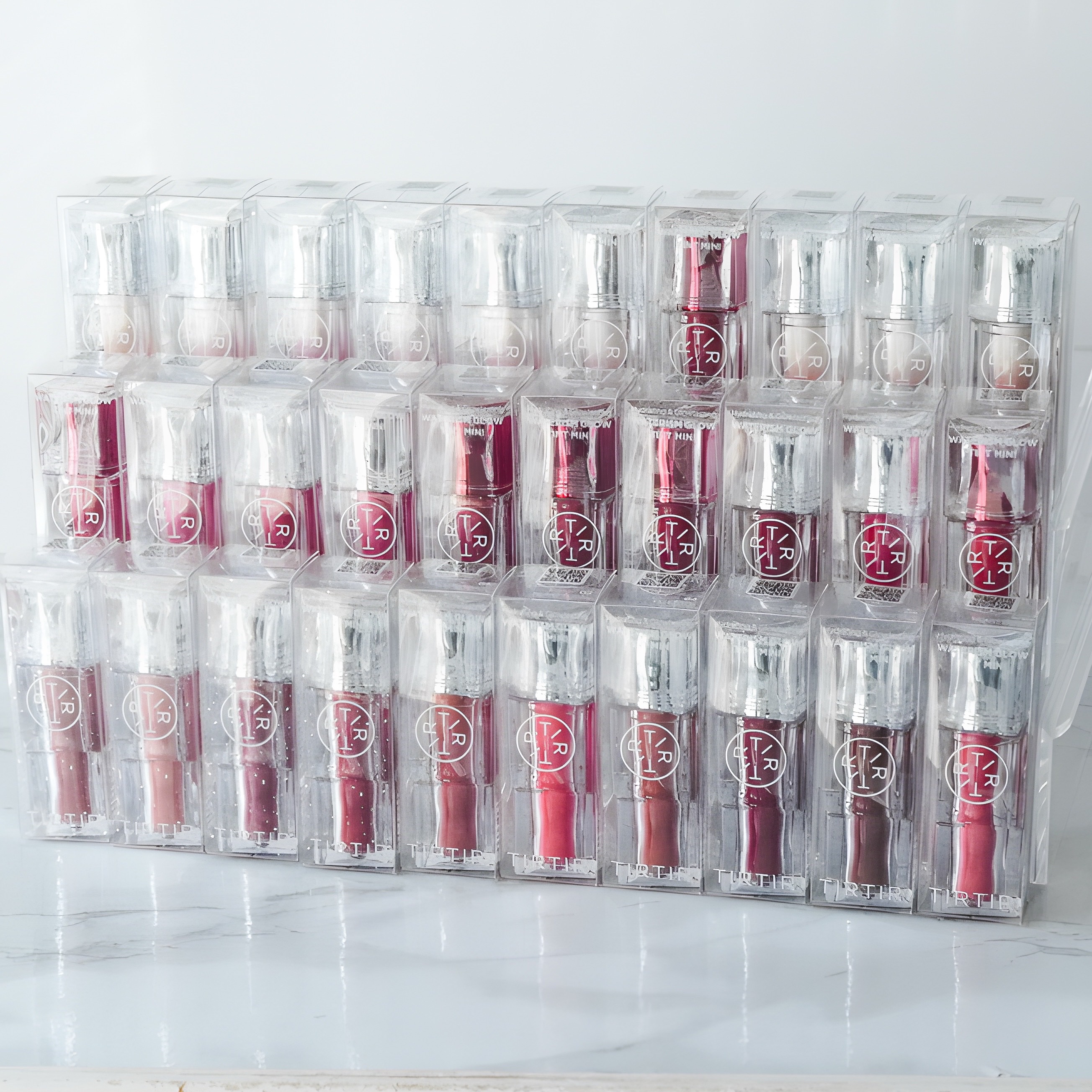 TIRTIR さまの5社ブランドコラボプレゼントキャンペーンに当選していただきました。

ウォーターリズムグロウミニティント

嬉しすぎる♡
体調崩して投稿遅くなっちゃった💦
スウォッチ撮ったら載せていきます♡