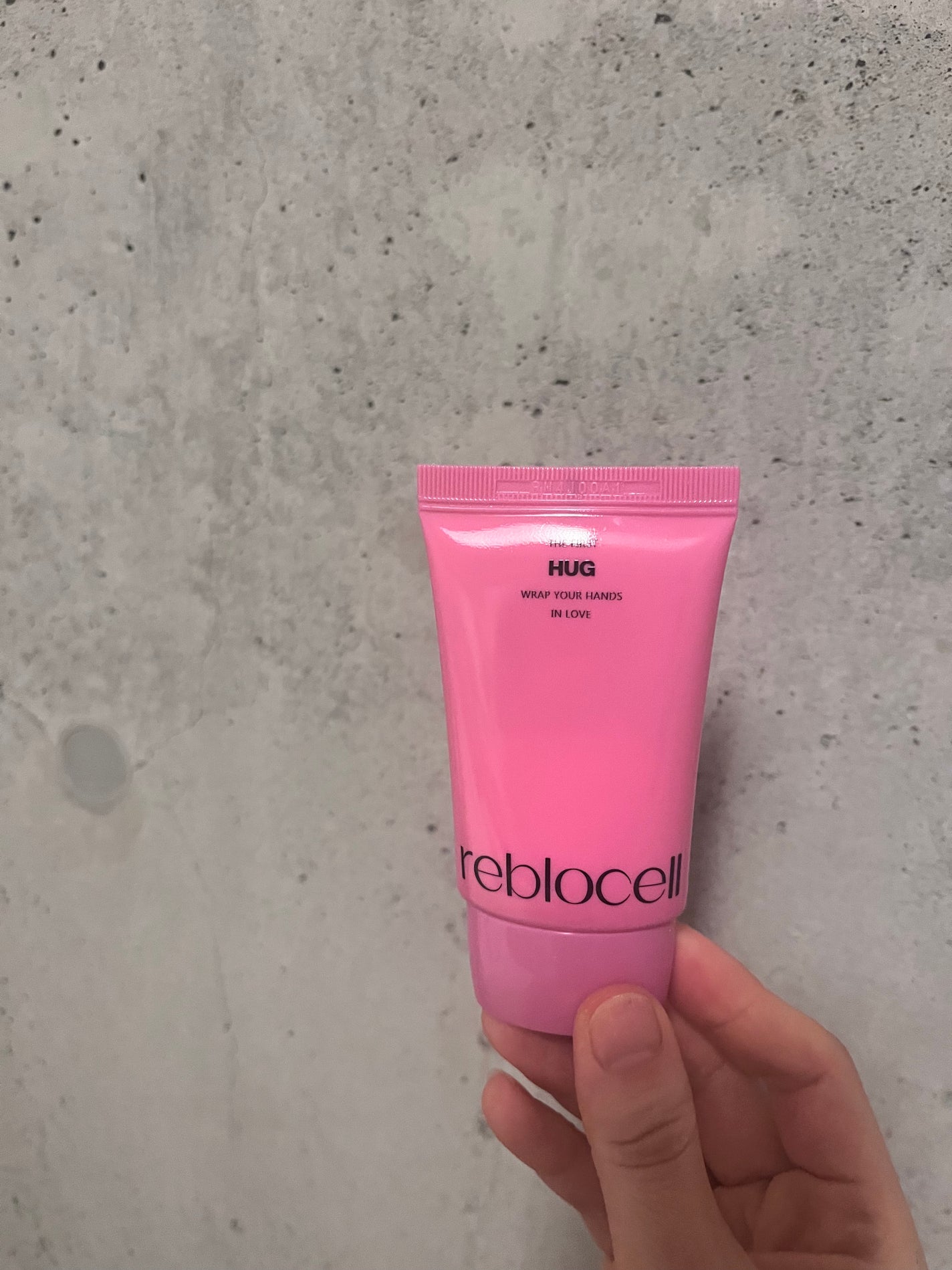 HUG ハンドクリーム/reblocell/ハンドクリームを使ったクチコミ(1枚目)
