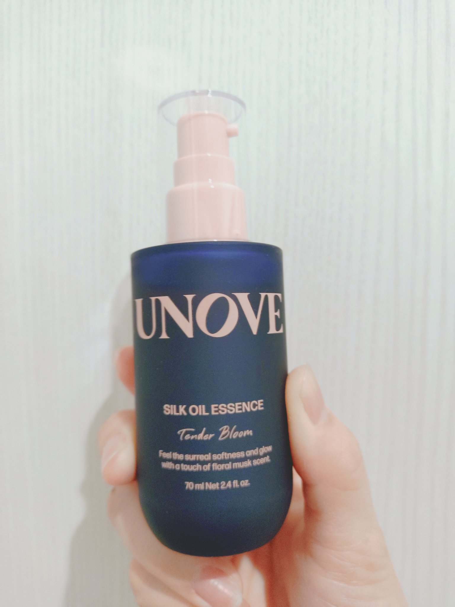 アノブ シルクオイルエッセンス テンダーブルーム(フレッシュフローラルムスク)/UNOVE/ヘアオイルを使ったクチコミ（1枚目）