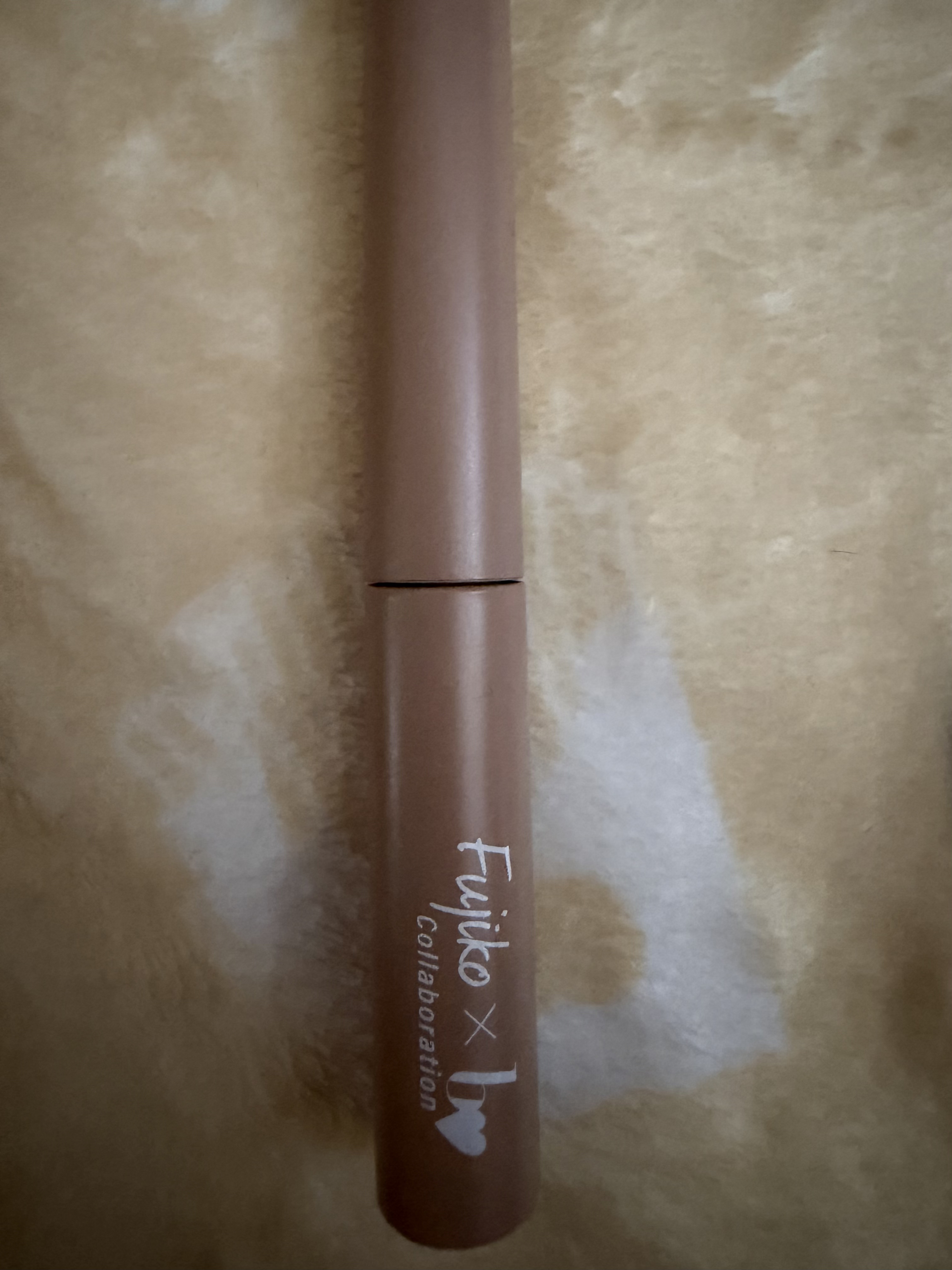 ✼••┈┈••✼••┈┈••✼••┈┈••✼••┈┈••✼
Fujiko
マジカルアイブロウカラー
b idol 限定カラー 脱色ベージュ
✼••┈┈••✼••┈┈••✼••┈┈••✼••┈┈••✼
化粧品をなんとなく見ていたら偶然ラス1に