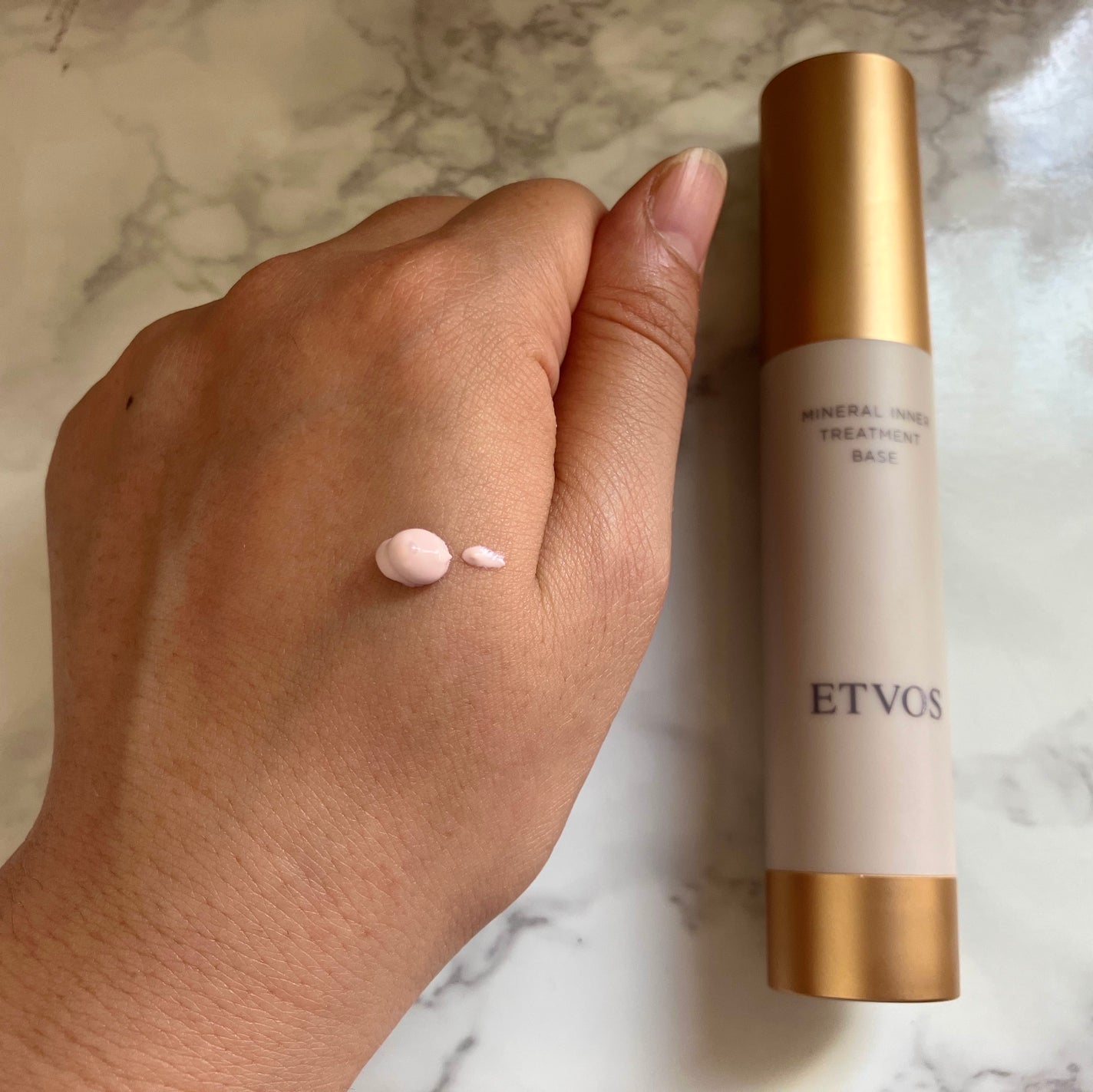 ミネラルインナートリートメントベース/エトヴォス/化粧下地を使ったクチコミ(2枚目)