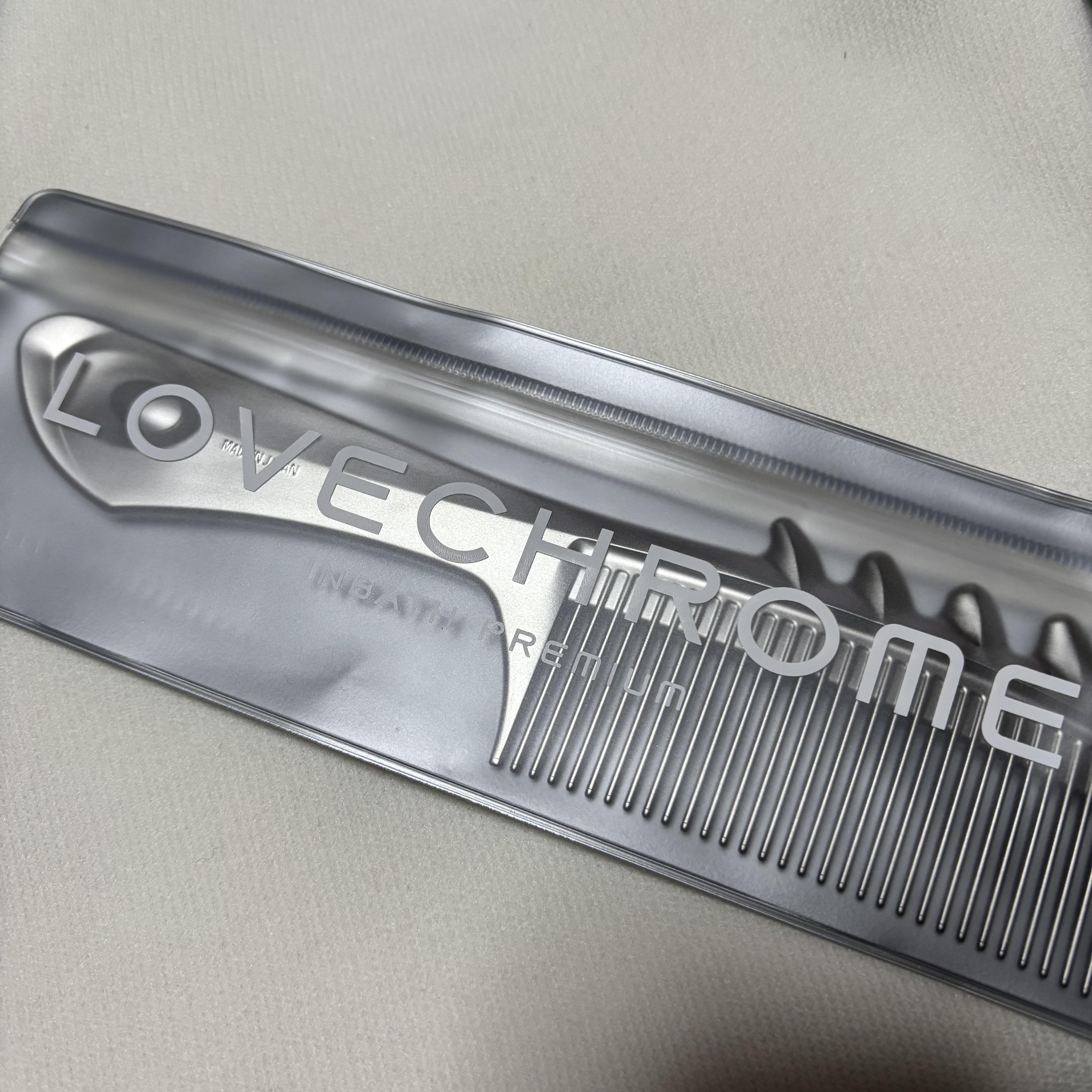 PG NAMI PREMIUM BLACK/LOVECHROME/ヘアコームを使ったクチコミ（1枚目）